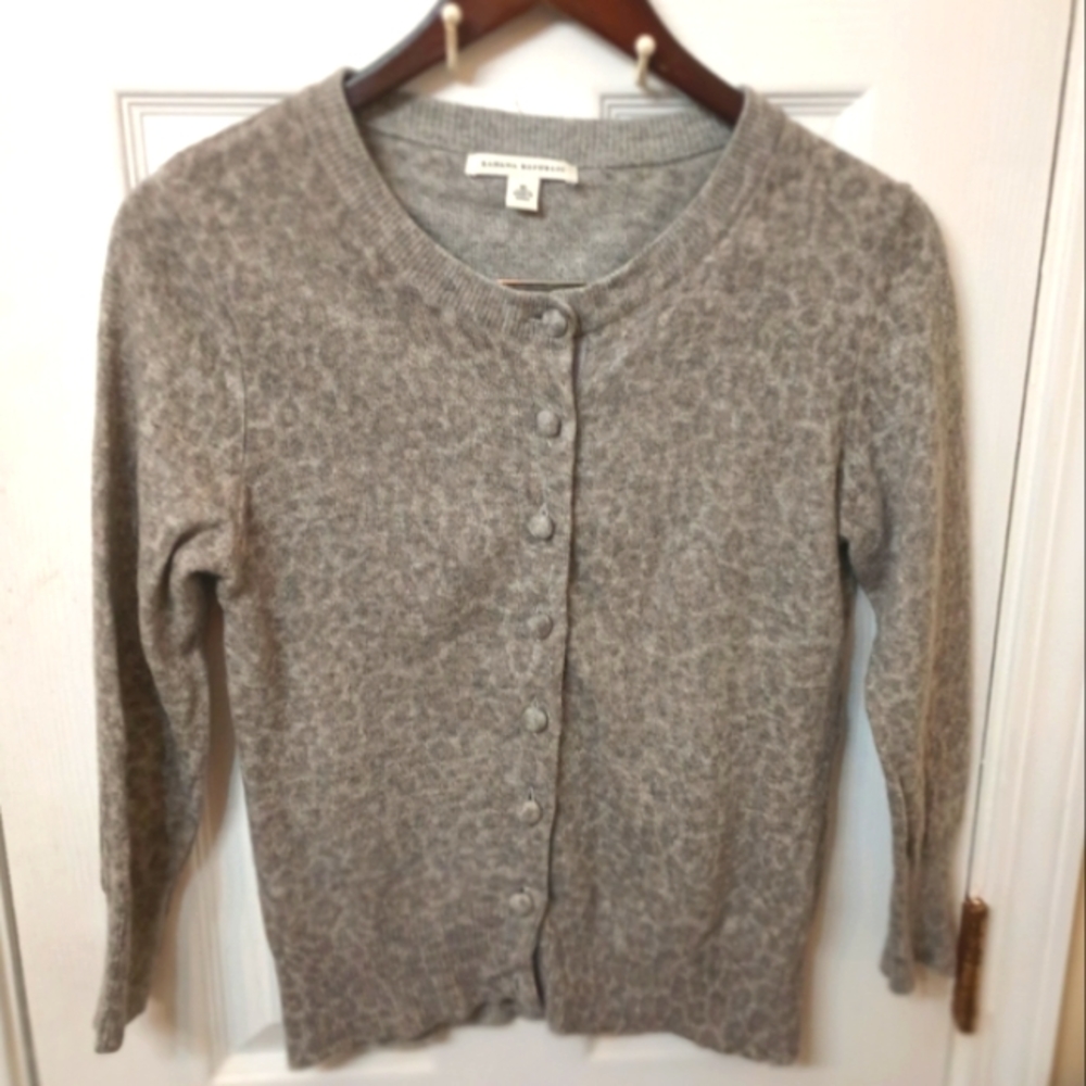 Banana Republic Snow Leopard button up Cardigan  Sweater Sz M